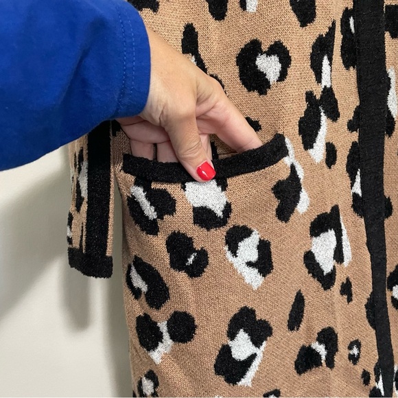 Chico's Animal Print Hooded Close Front Cardigan Duster Size 3 or XL 16 - Picture 4 of 8